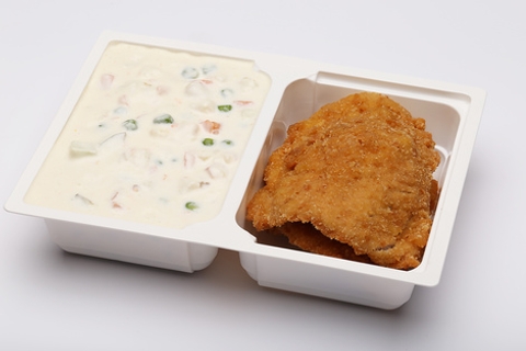 Rántott pulykamell, Bécsi burgonyasaláta (ecetes, hagymás) Rántott pulykamell, Bécsi burgonyasaláta (ecetes, hagymás)