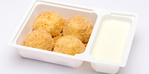 Túrógombóc pirított morzsával, tejföl (400g)