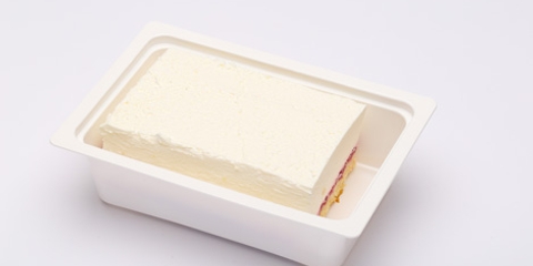 Joghurtos, málnás kocka (120g)